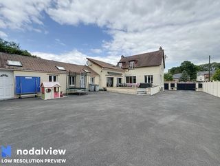  Maison � louer 6 pi�ces 191 m�