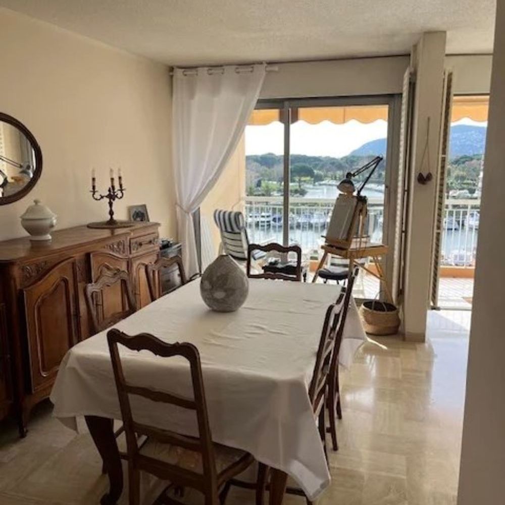 � vendre  Appartement Mandelieu-la-Napoule (06210)