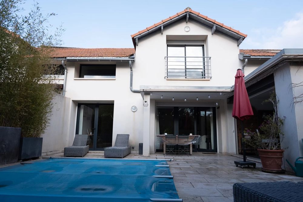 � vendre  Villa Arles (13200)