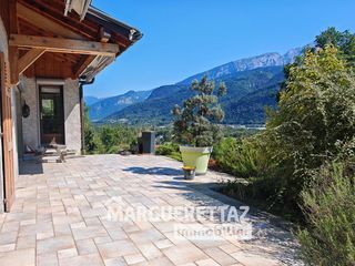  Maison � vendre 8 pi�ces 225 m�