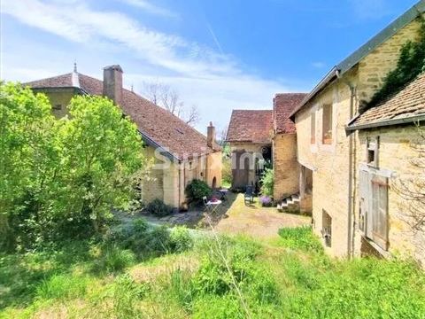   PROPRIETE - ANCIEN PRESBYTERE ET DEPENDANCE du XVI �me Maison - 10 pi�ce(s) - 310 m�