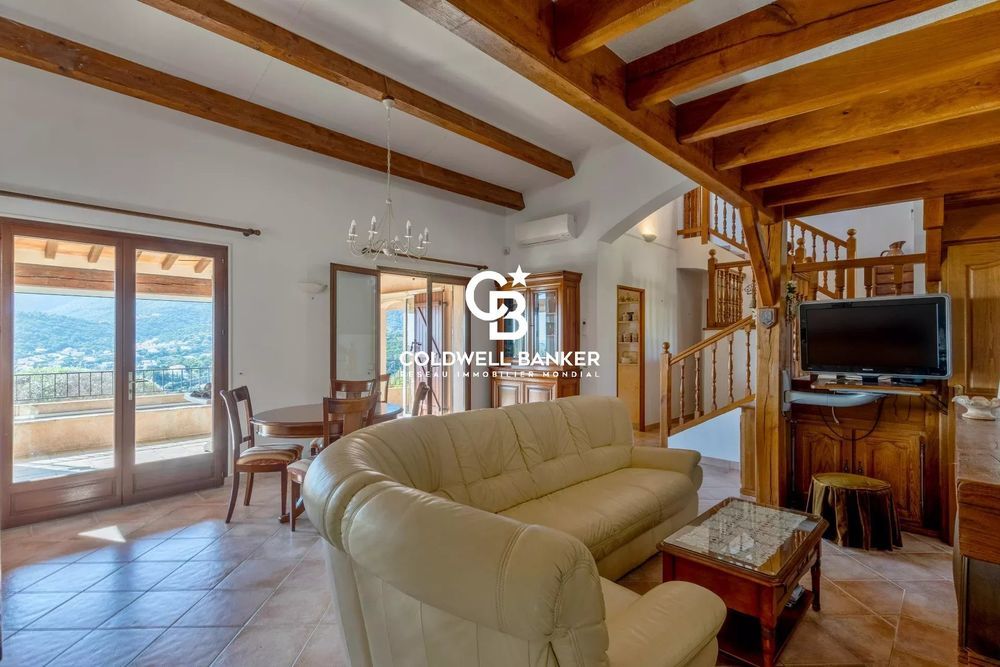 � vendre  Maison Cavalaire-sur-Mer (83240)