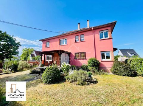   Maison de 212,83 m� Carrez compos�e de deux logements sur 6 ares Maison - 8 pi�ce(s) - 213 m�