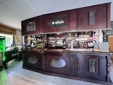 Fonds de commerce 160000 18000 Bourges