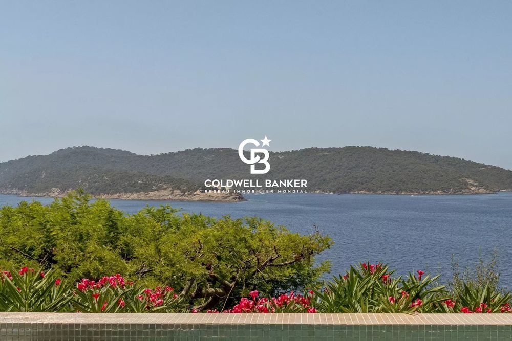 � vendre  Maison Hy�res (83400)