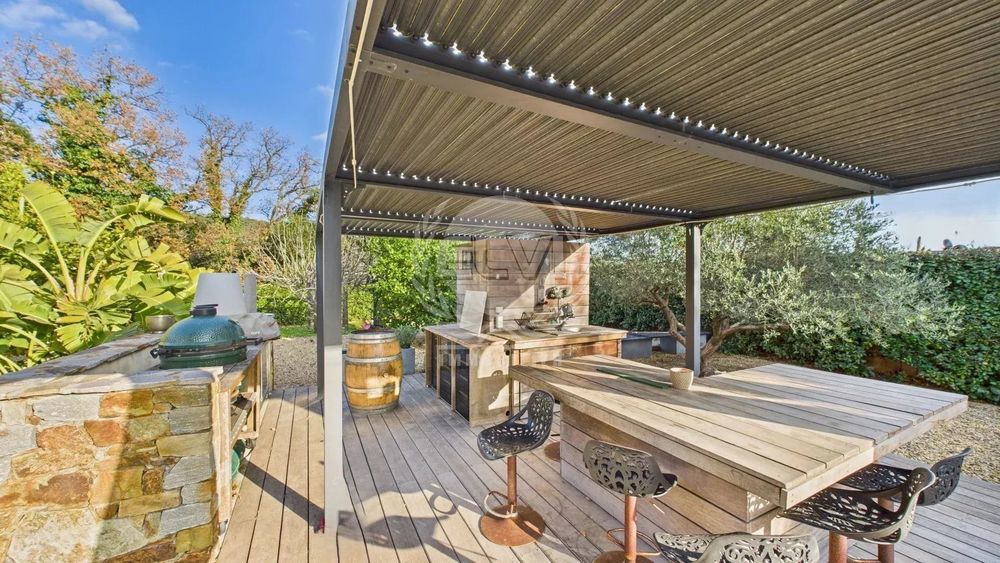 � vendre  Maison Le Plan-de-la-Tour (83120)