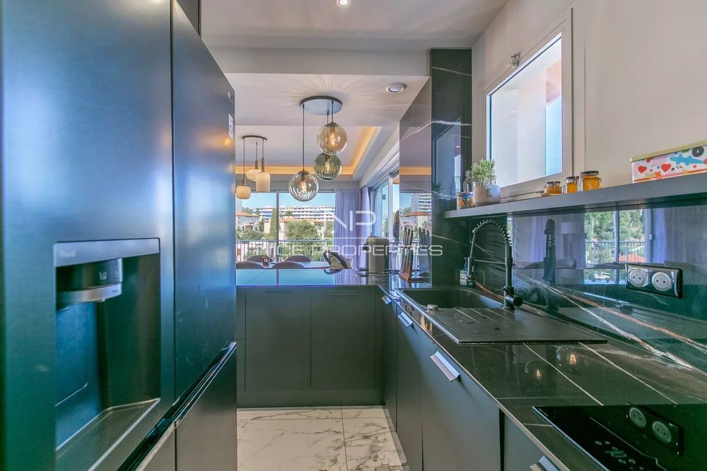 � vendre  Appartement Nice (06200)