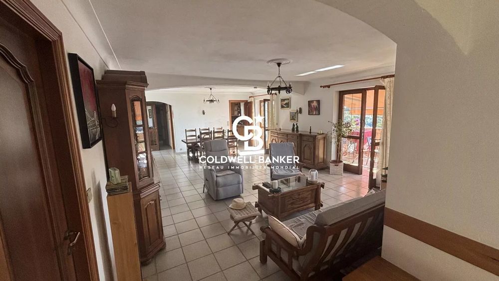 � vendre  Maison Roquefort-les-Pins (06330)