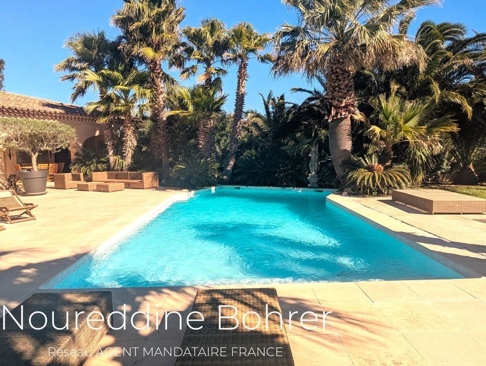 � vendre  Villa Grimaud (83310)