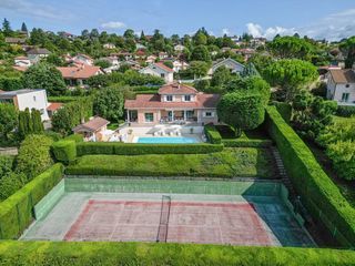  Maison � vendre 7 pi�ces 205 m�