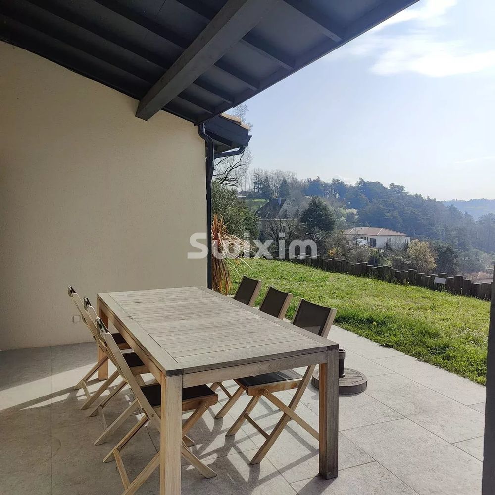 � vendre  Maison Vienne (38200)