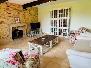  Immeuble � vendre 8 pi�ces 237 m�