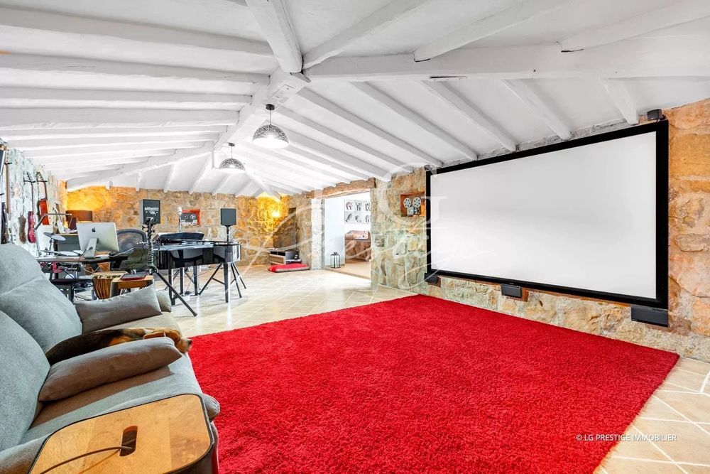 � vendre  Villa Montauroux (83440)