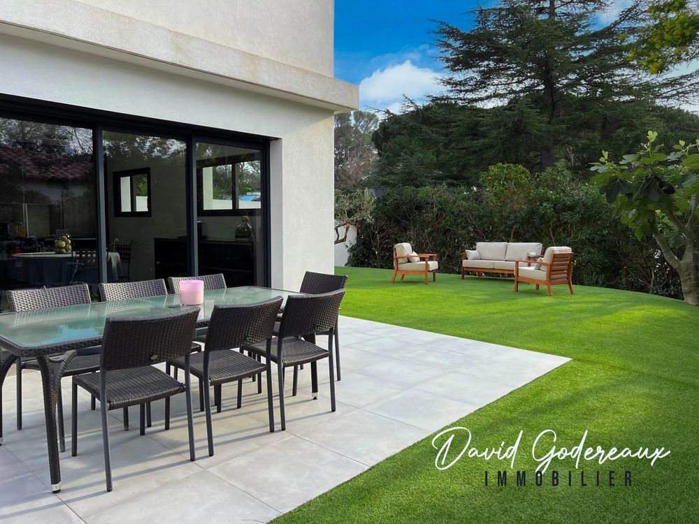 � vendre  Maison Saint-Rapha�l (83700)