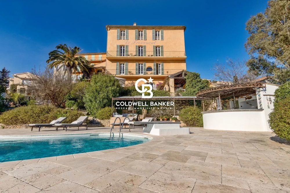 � vendre  Villa Bormes-les-Mimosas (83230)