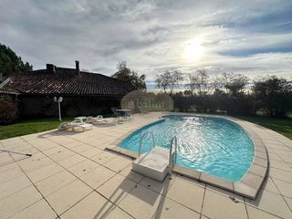  Maison � vendre 7 pi�ces 275 m�