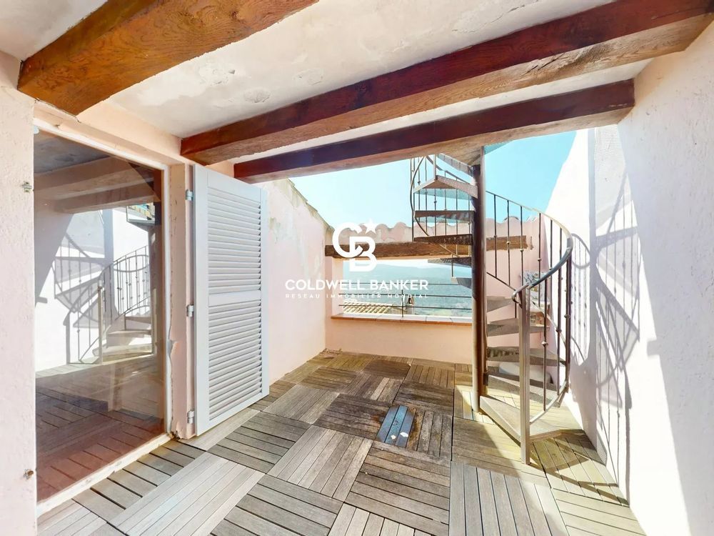 � vendre  Appartement Gassin (83580)