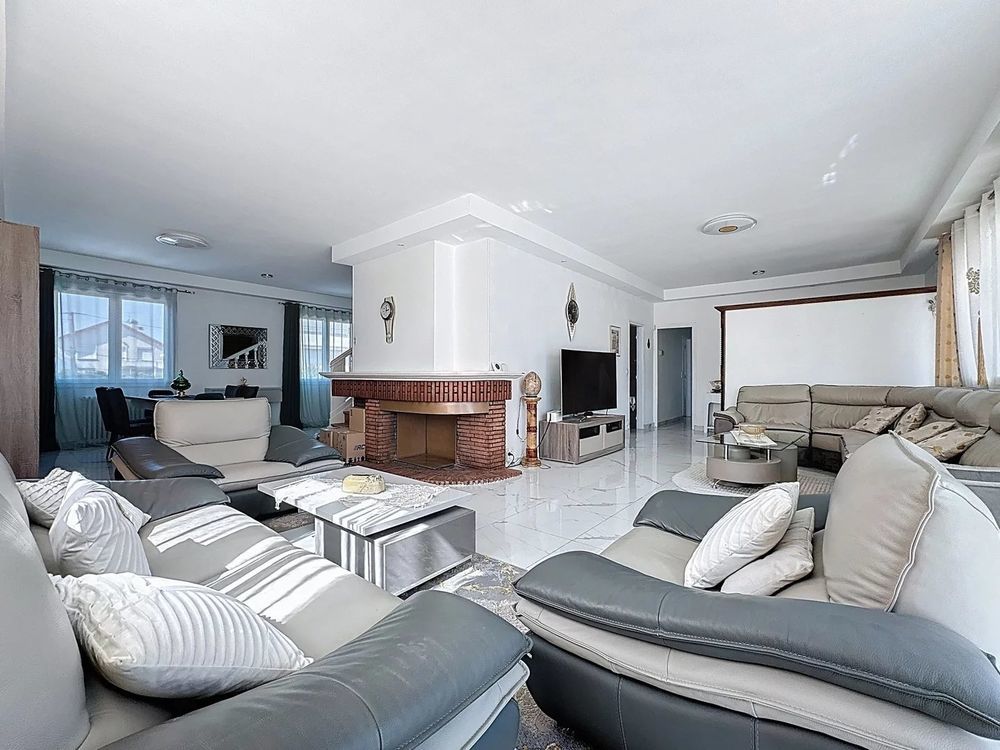 � vendre  Maison Villecresnes (94440)