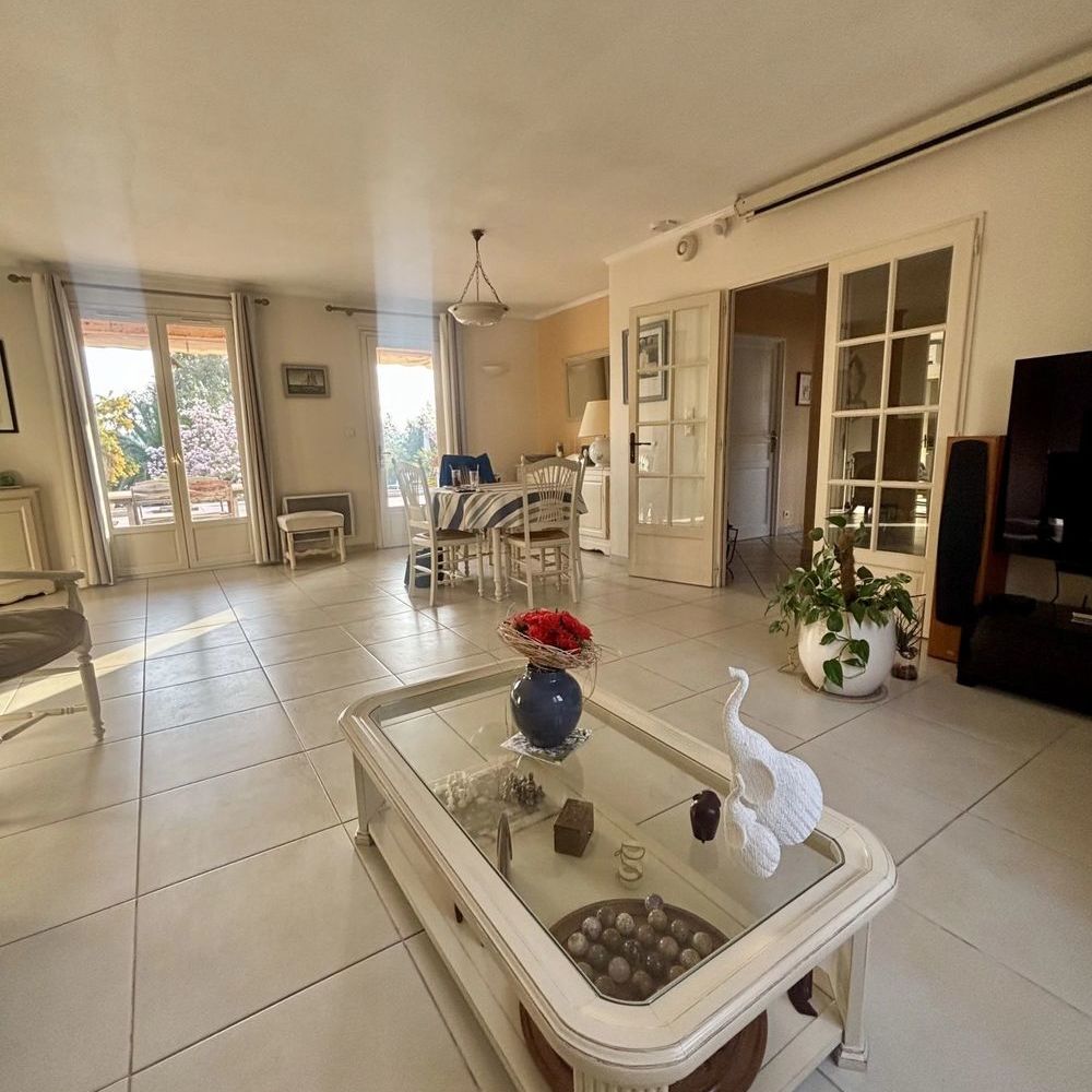 � vendre  Maison Tourrettes (83440)