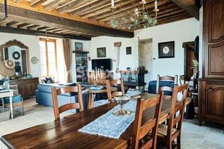  Villa � vendre 15 + pi�ces 556 m�