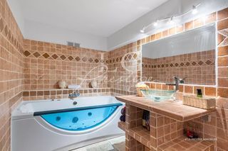  Maison � vendre 8 pi�ces 257 m�