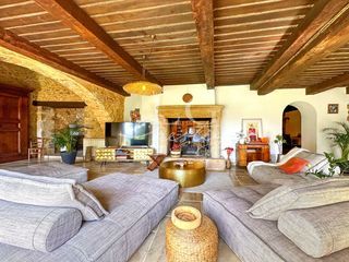  Maison � vendre 5 pi�ces 235 m�