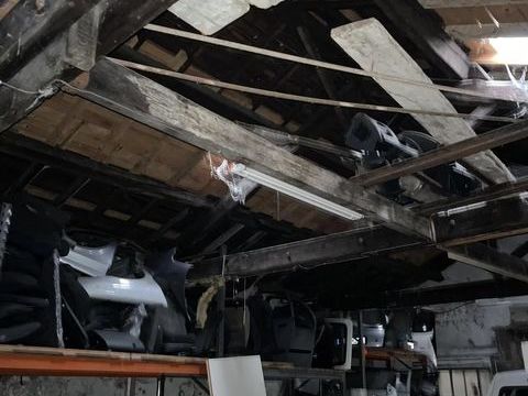 &Agrave; SAISIR UN D&Eacute;P&Ocirc;T 225 M2 ROCHETAILL&Eacute;E LA RIVI&Egrave;RE 129000 42000 Saint-�tienne