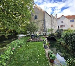  Maison � vendre 8 pi�ces 325 m�