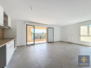  Appartement � vendre 4 pi�ces 83 m�