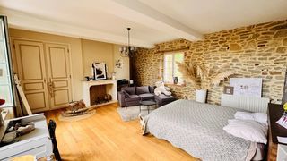  Maison � vendre 15 + pi�ces 318 m�