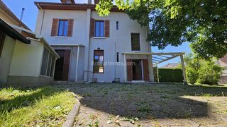  Immeuble � vendre 9 pi�ces 302 m�