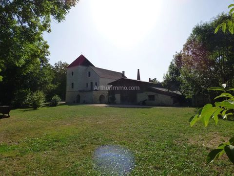   BOURGOGNE : secteur  Noyers sur Serein Maison - 11 pi�ce(s) - 310 m�