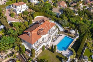  Maison � vendre 5 pi�ces 319 m�