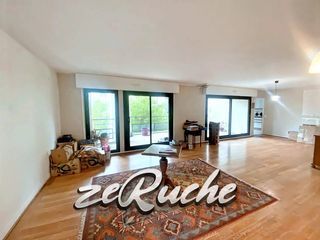  Appartement � vendre 5 pi�ces 152 m�