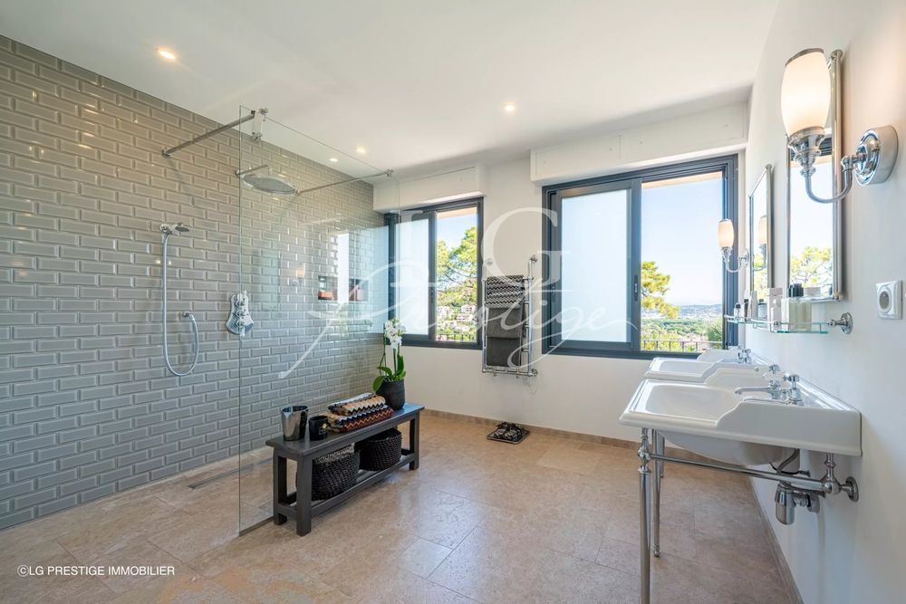 � vendre  Villa Mandelieu-la-Napoule (06210)