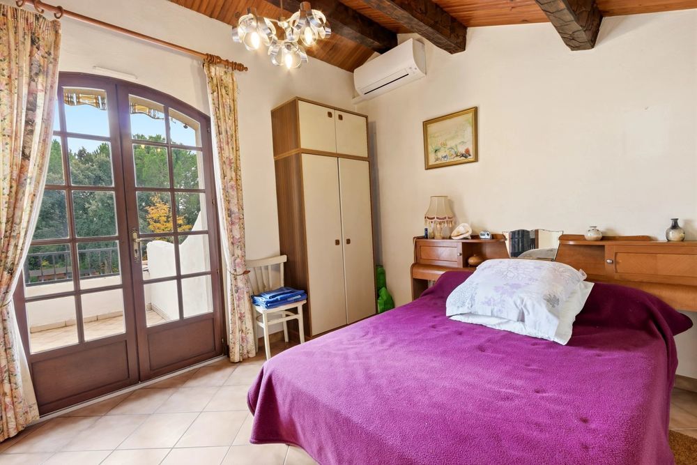 � vendre  Maison Roquebrune-sur-Argens (83520)