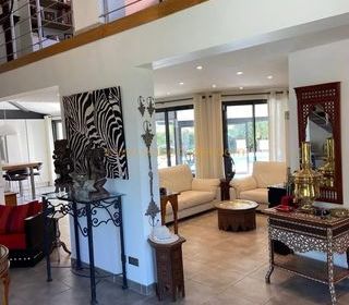  Maison � vendre 5 pi�ces 230 m�