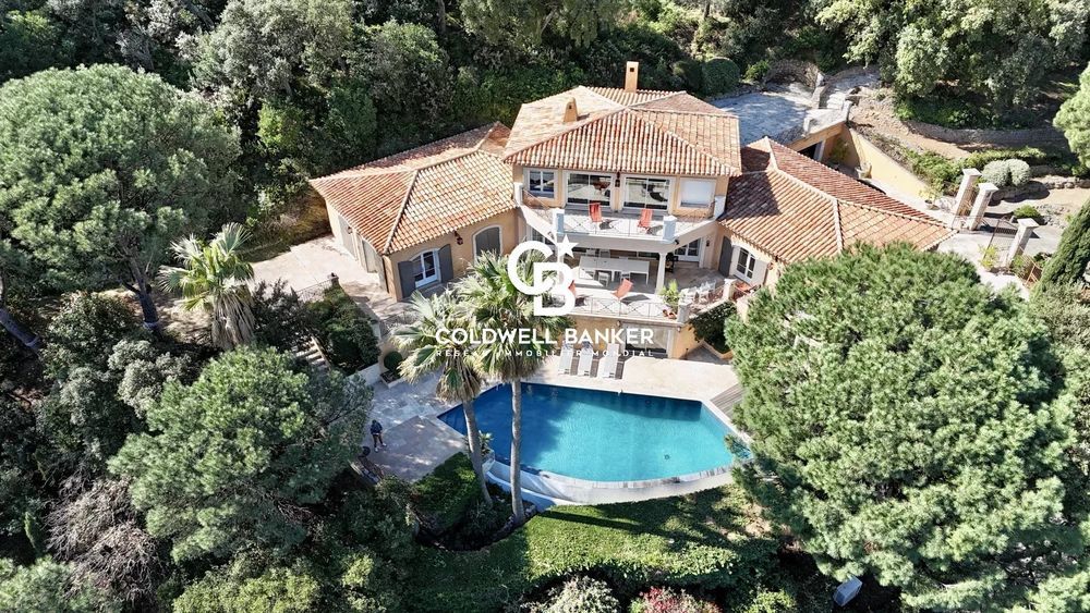 � vendre  Maison Cavalaire-sur-Mer (83240)