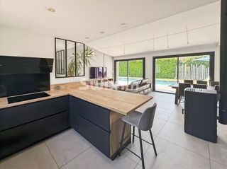  Maison � vendre 6 pi�ces 175 m�