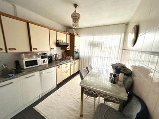  Appartement � vendre 4 pi�ces 1 m�