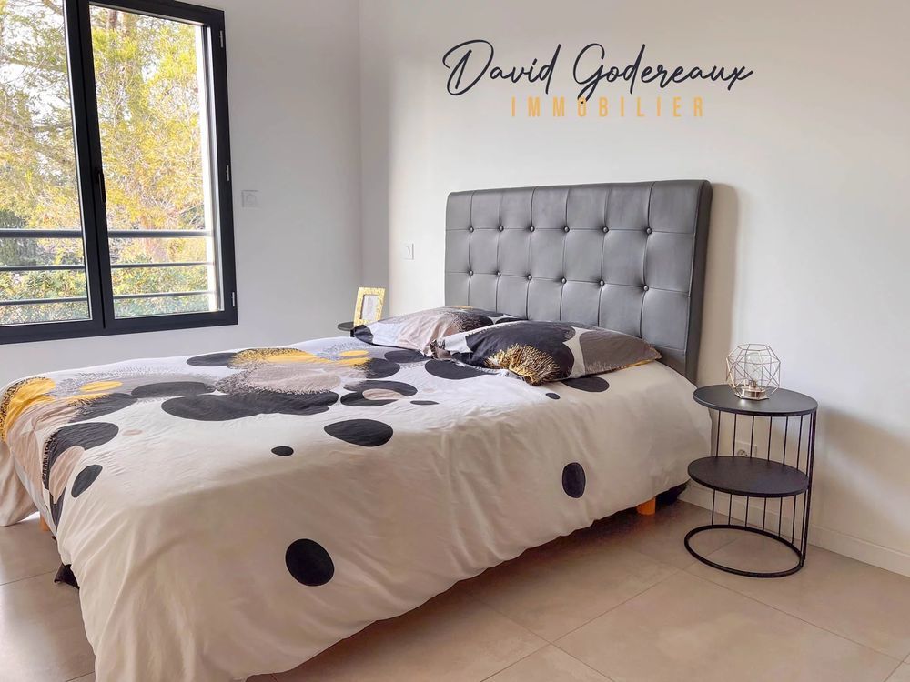 � vendre  Maison Saint-Rapha�l (83700)