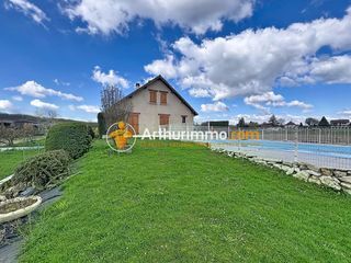  Maison � vendre 10 pi�ces 250 m�