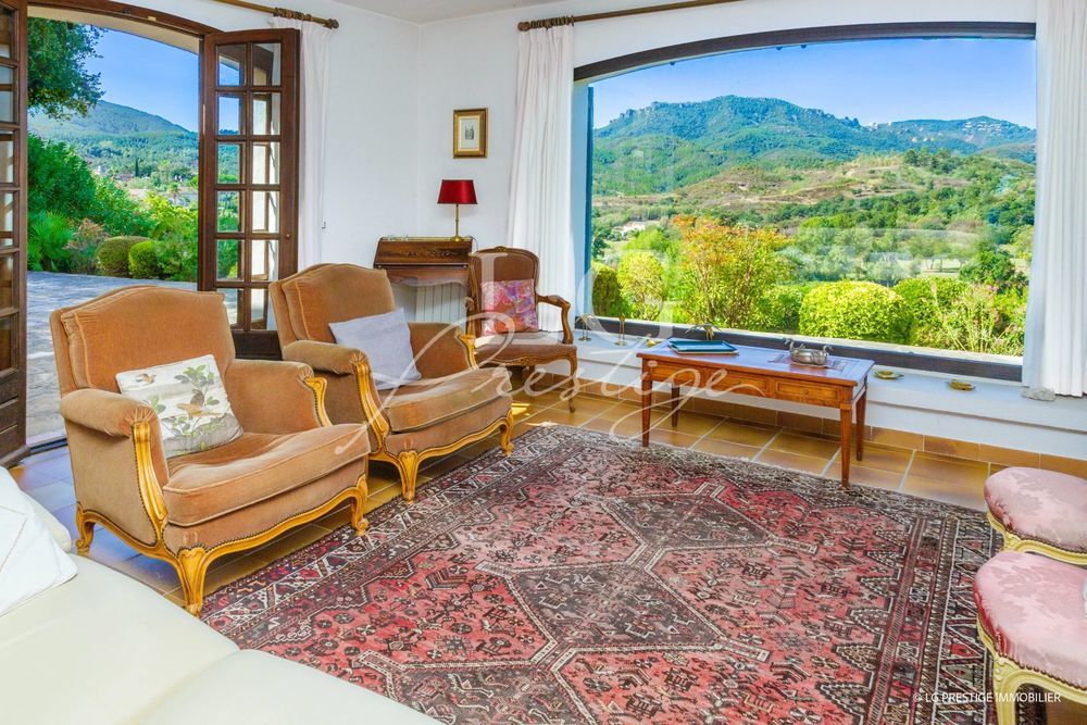 � vendre  Maison Mandelieu-la-Napoule (06210)