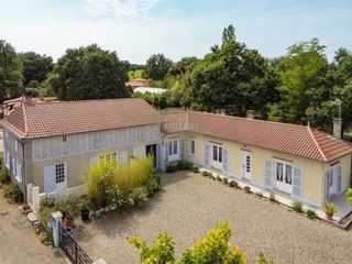  Maison � vendre 9 pi�ces 200 m�