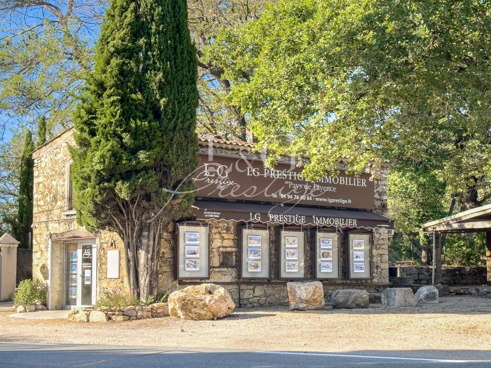 � vendre  Maison Montauroux (83440)