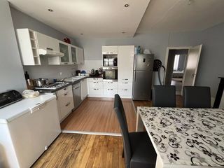  Immeuble � vendre 13 pi�ces 441 m�