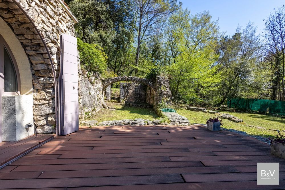 � vendre  Maison Tourrettes-sur-Loup (06140)