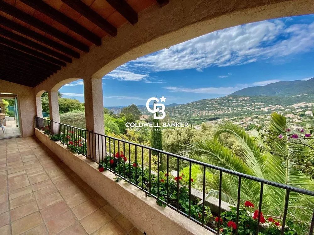 � vendre  Maison Cavalaire-sur-Mer (83240)