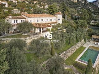  Villa � vendre 10 pi�ces 3950 m�