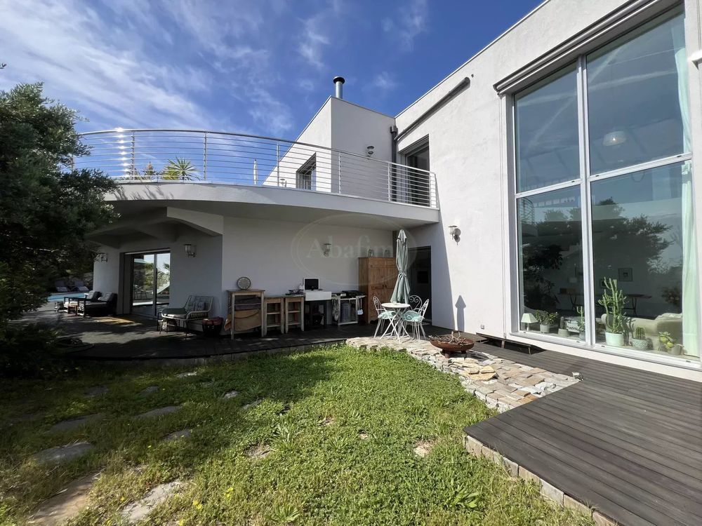 � vendre  Villa Cagnes-sur-Mer (06800)